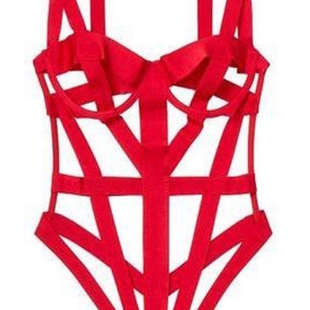 Victoria’s Secret Red Strappy Lingerie Set - Picture 2 of 2